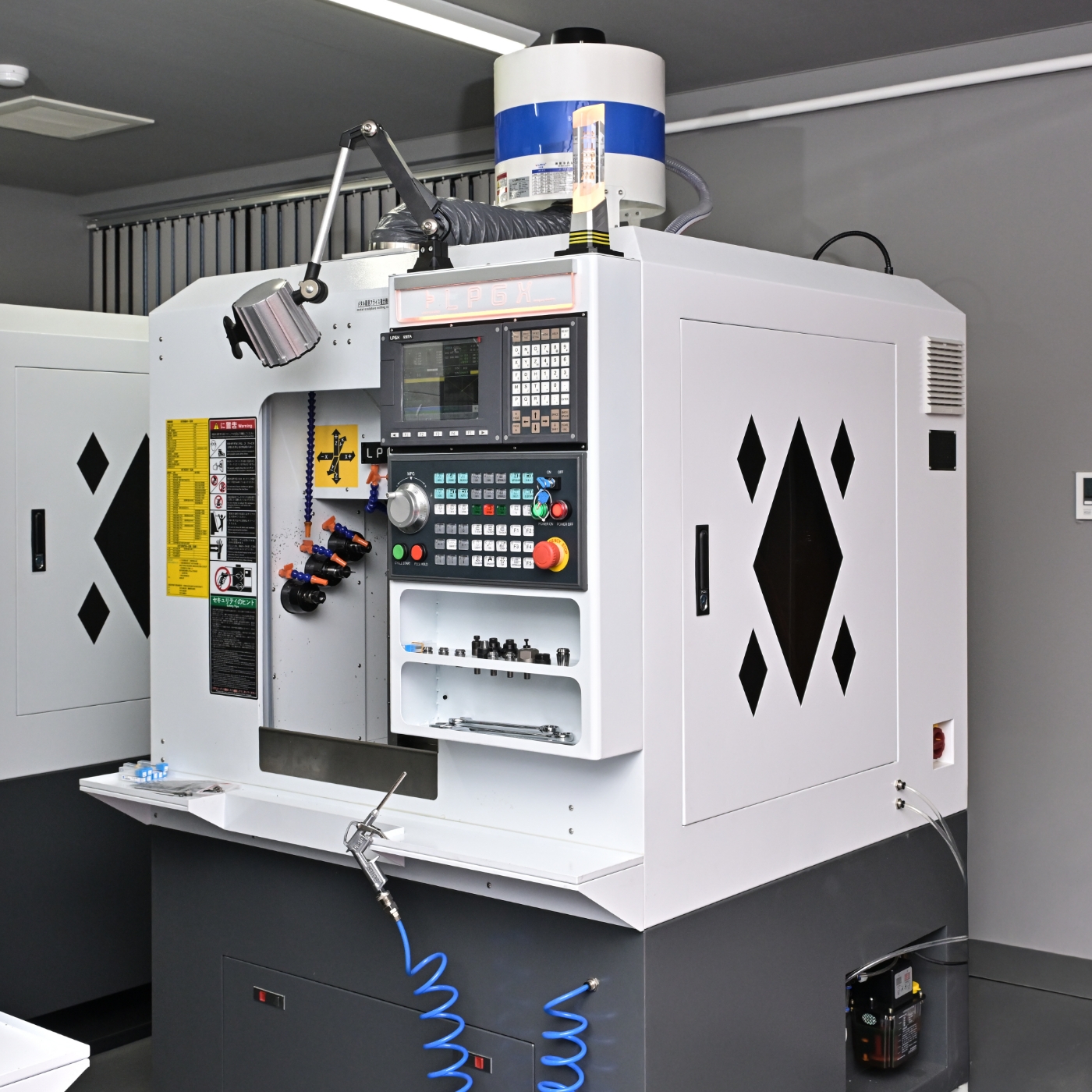 メタル彫刻フライス複合機